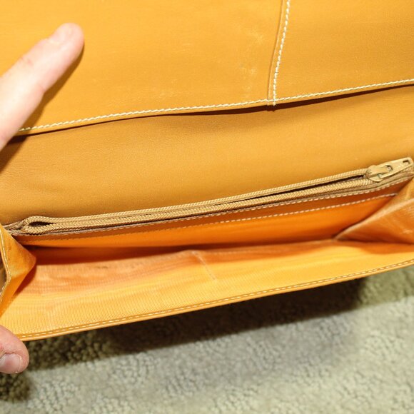 Authentic Gucci Vintage Ivory Micro GG Supreme Coated Canvas Wallet - Picture 5 of 6